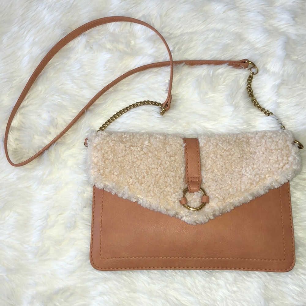 Clutch/Crossbody tan leather with fur acce…